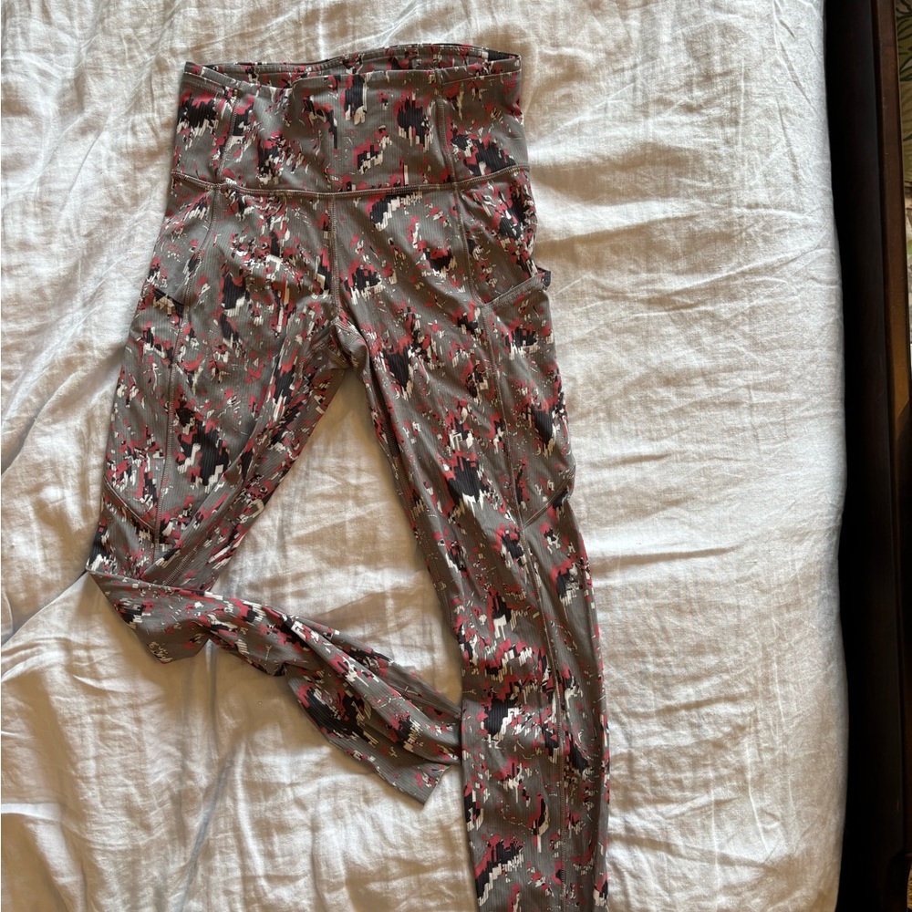 Lululemon raw hem leggings